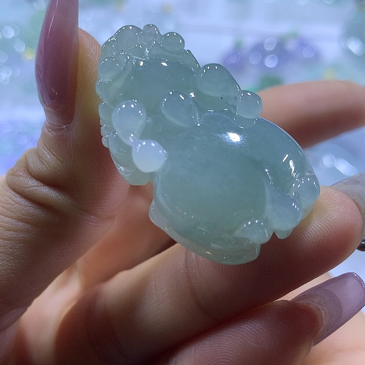 翡翠未镶嵌颈饰天然翡翠A货吊坠