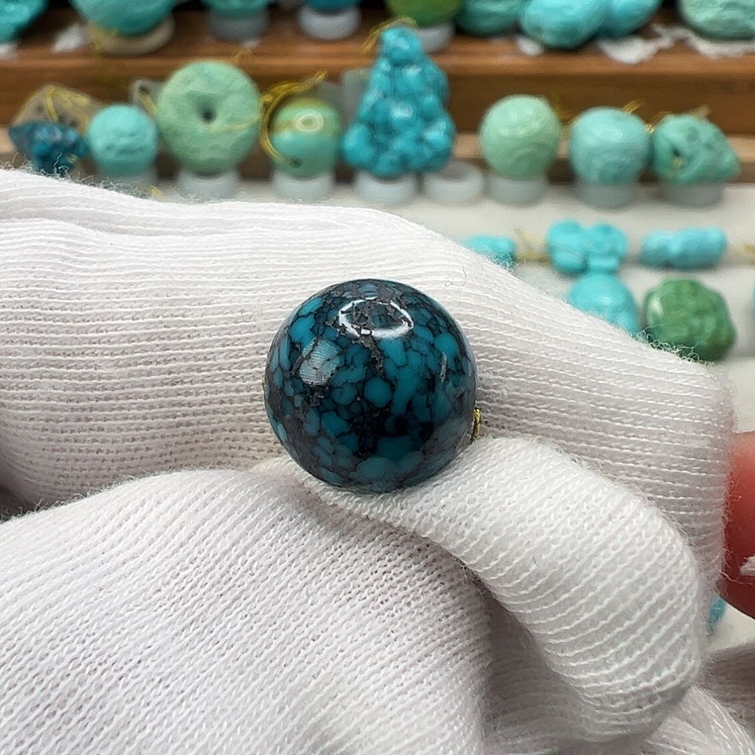 绿松石配饰未镶嵌