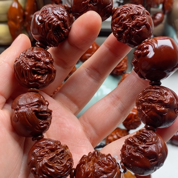 橄榄核吊坠张****?回血回血