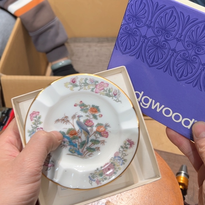 瓷器周边默认瑕疵1