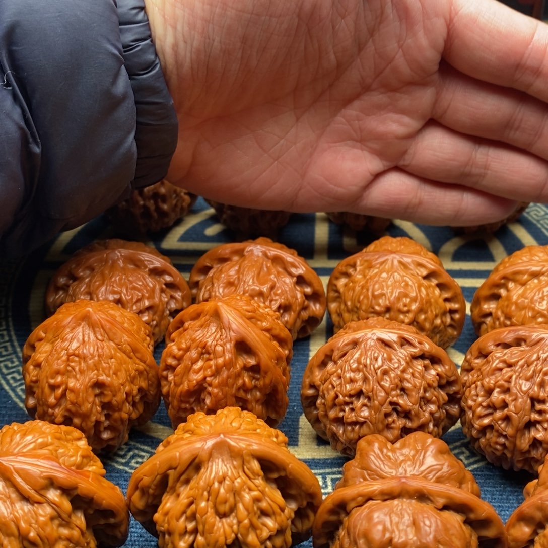 文玩核桃把件雄****司4核桃6对