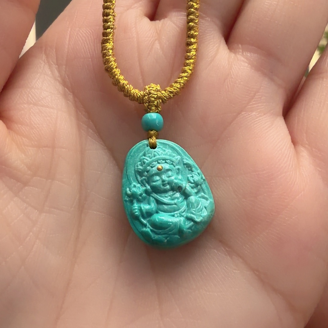 绿松石未镶嵌颈饰