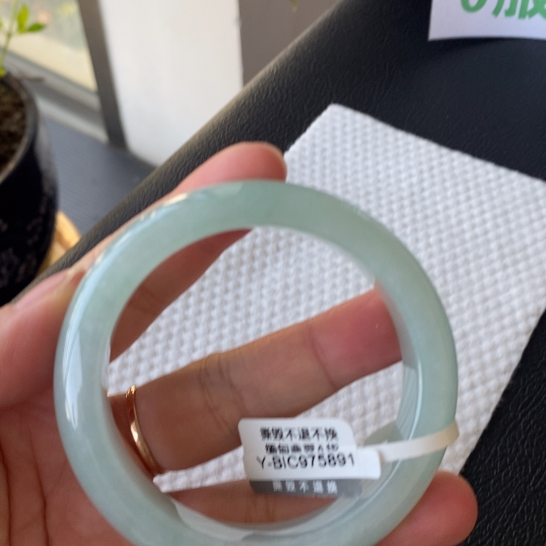 翡翠未镶嵌手镯12号