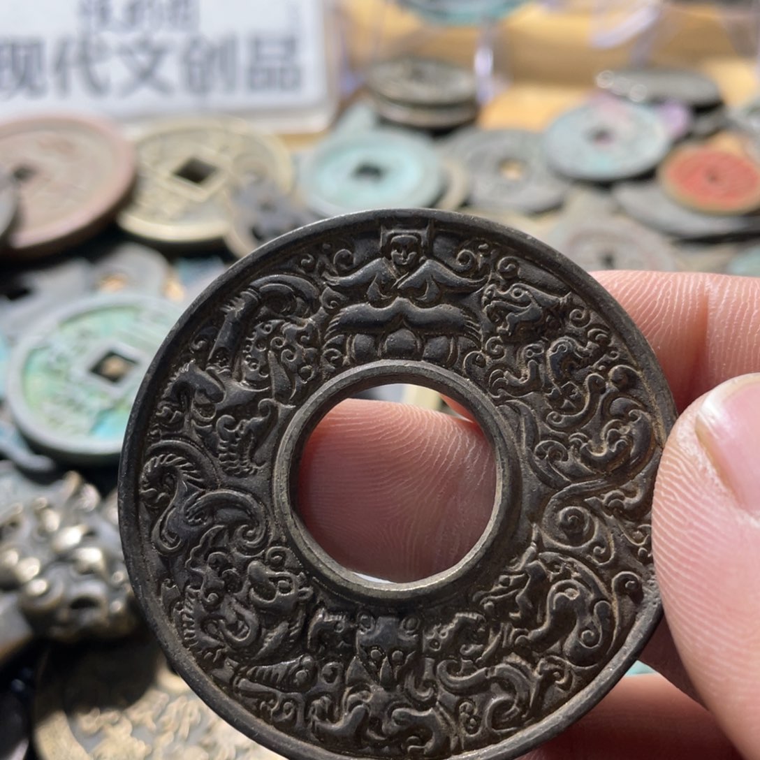 铜现代工艺品学习币