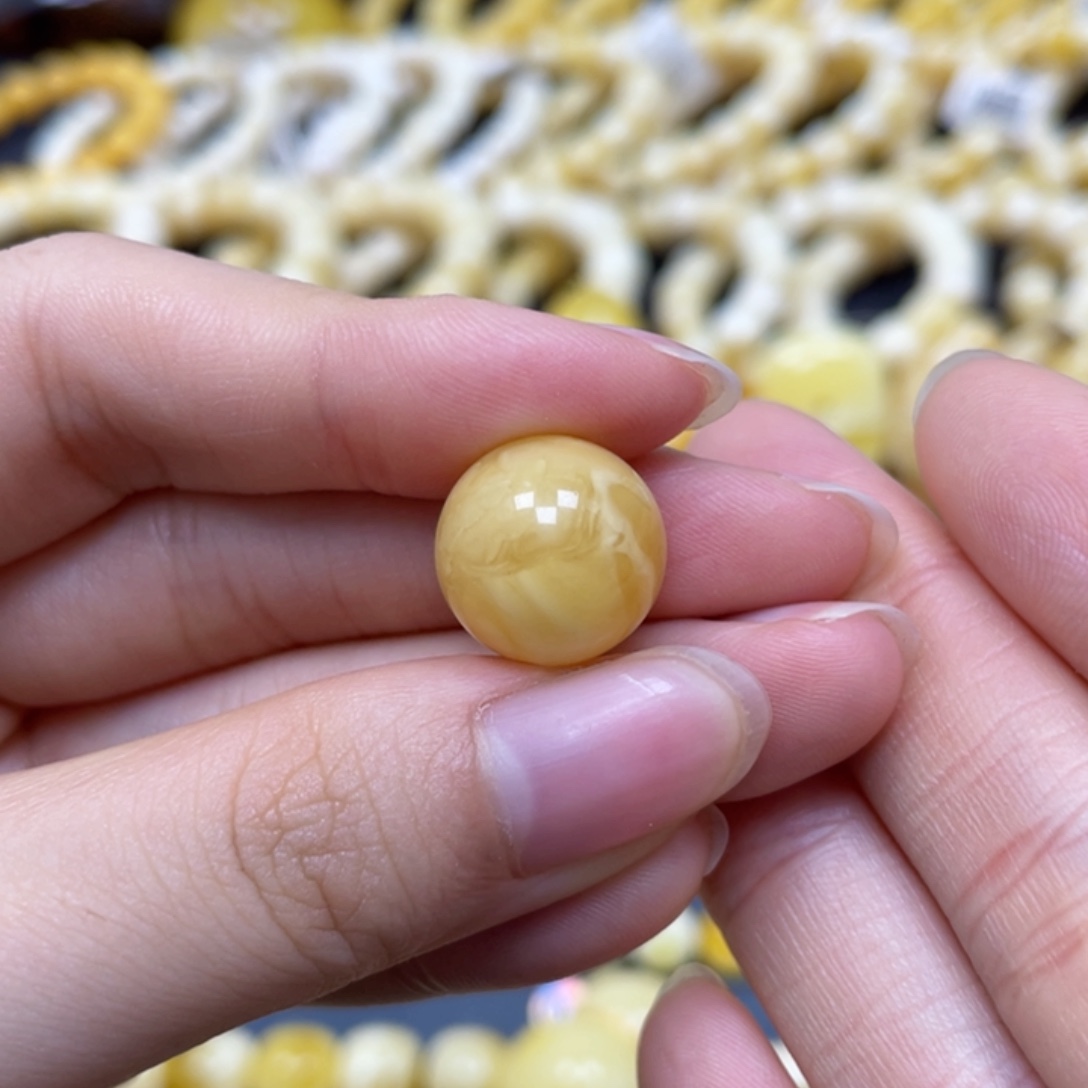 未镶嵌蜜蜡裸石圆珠14.2mm瑕