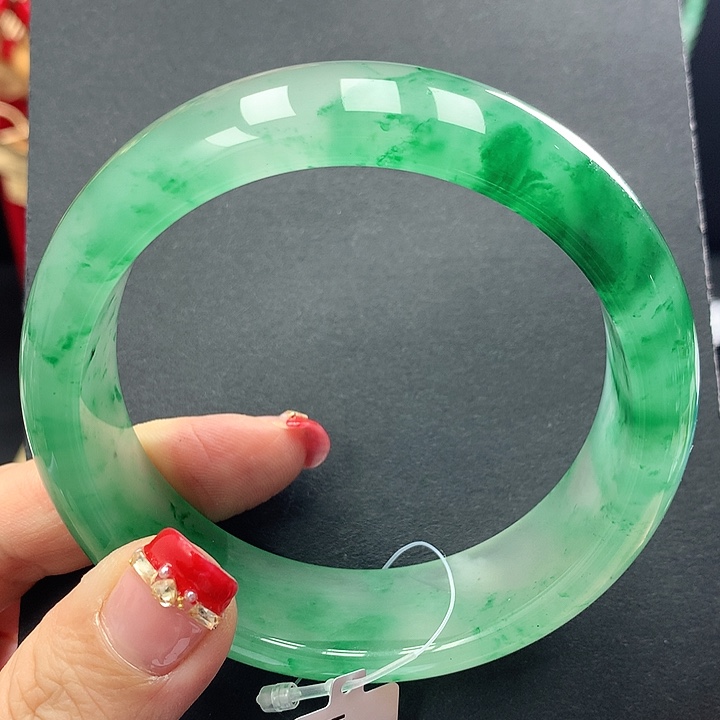 石英质玉手镯未镶嵌欢*