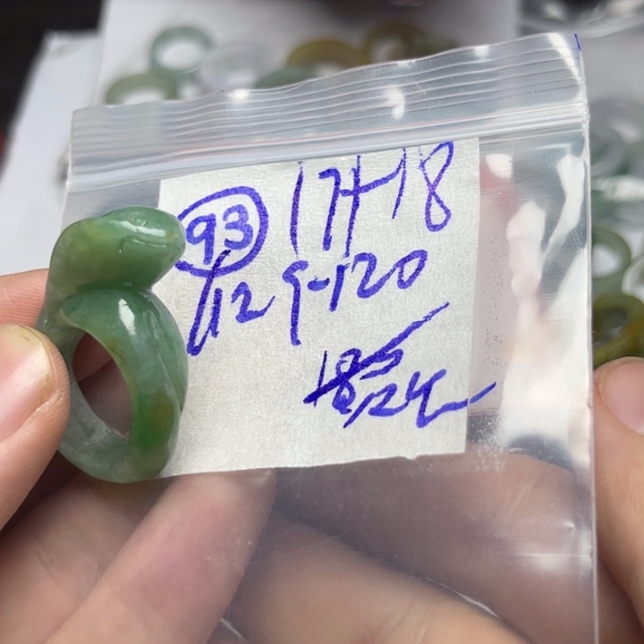 定制翡翠未镶嵌明天