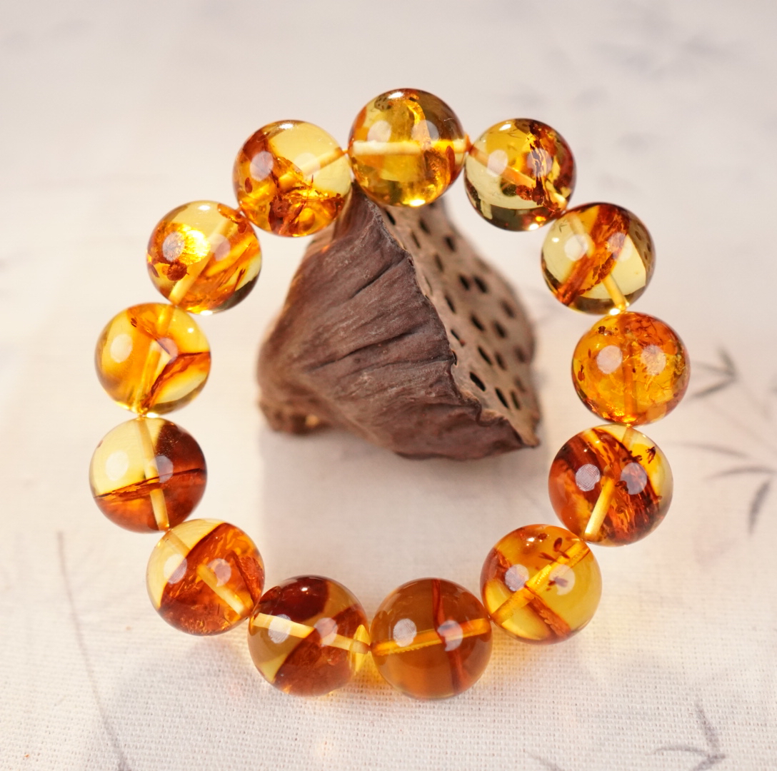 【景轩珠宝】17+圆珠俄料天然花珀手串单圈素圈多样性发货SSYQ2I081