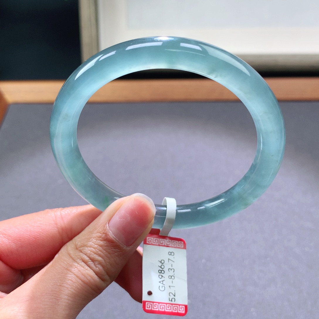 翡翠手镯未镶嵌天然翡翠手镯叮当镯