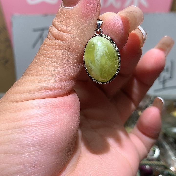 水晶吊坠未镶嵌水晶