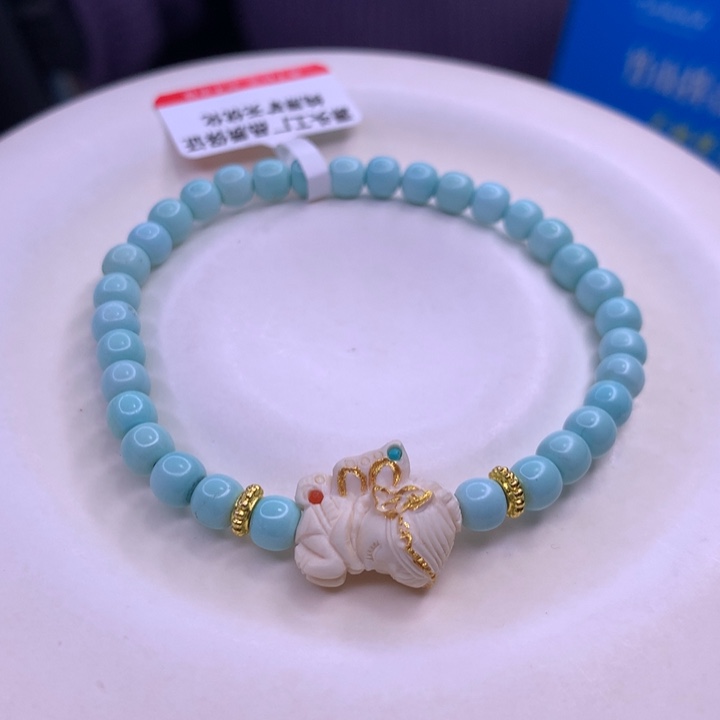 绿松石配饰未镶嵌