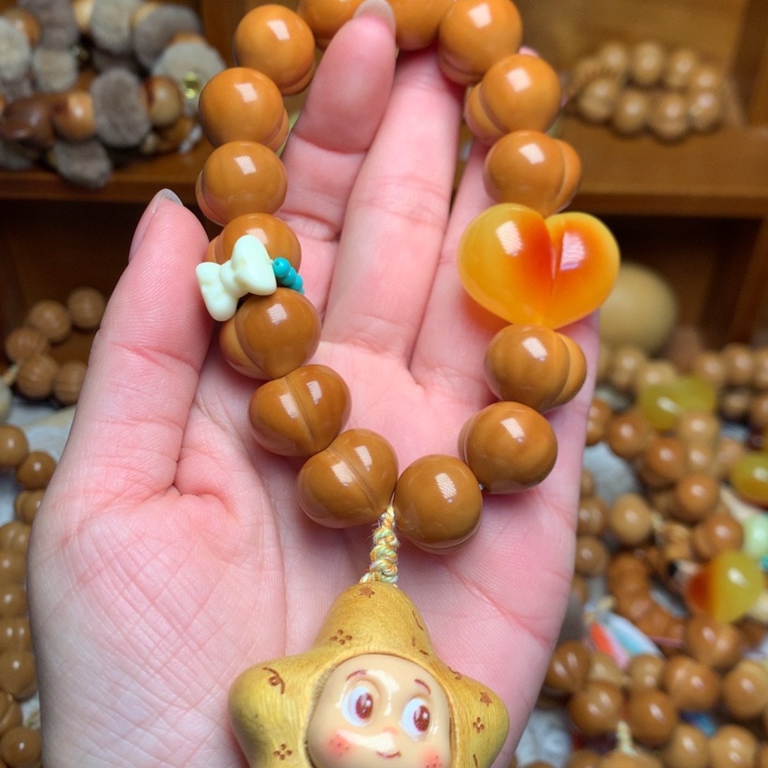 猴头核桃吊坠16玻璃底定制