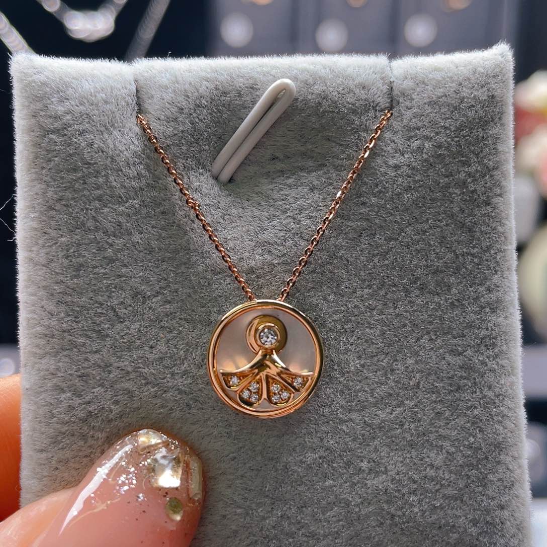 钻石项链18K金镶嵌小*套链