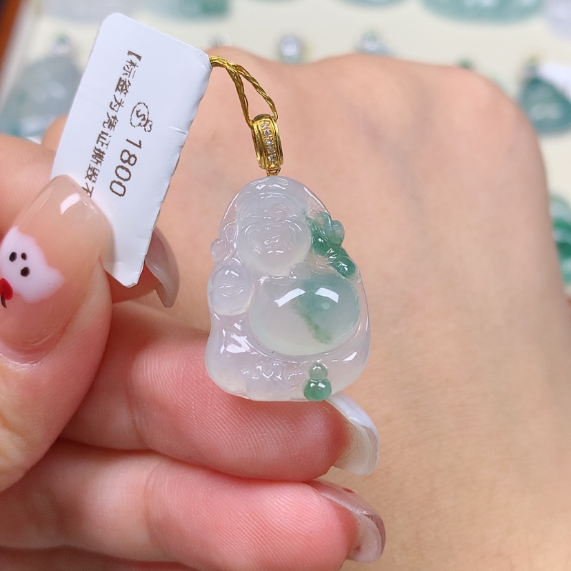 【闪购商品】翡翠18K金镶嵌颈饰财神