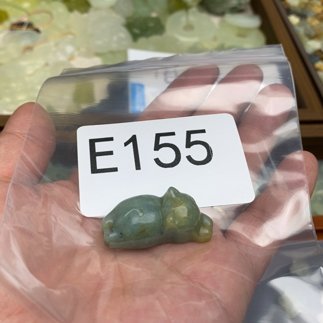 岫玉纯天然岫玉孤品瑕疵不退不换未镶嵌