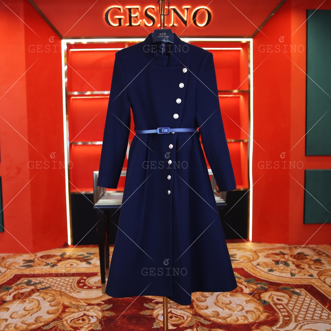 【闵闵】双排扣轻奢秋冬限定款丨优雅法式高档女装翻领外套G-0065