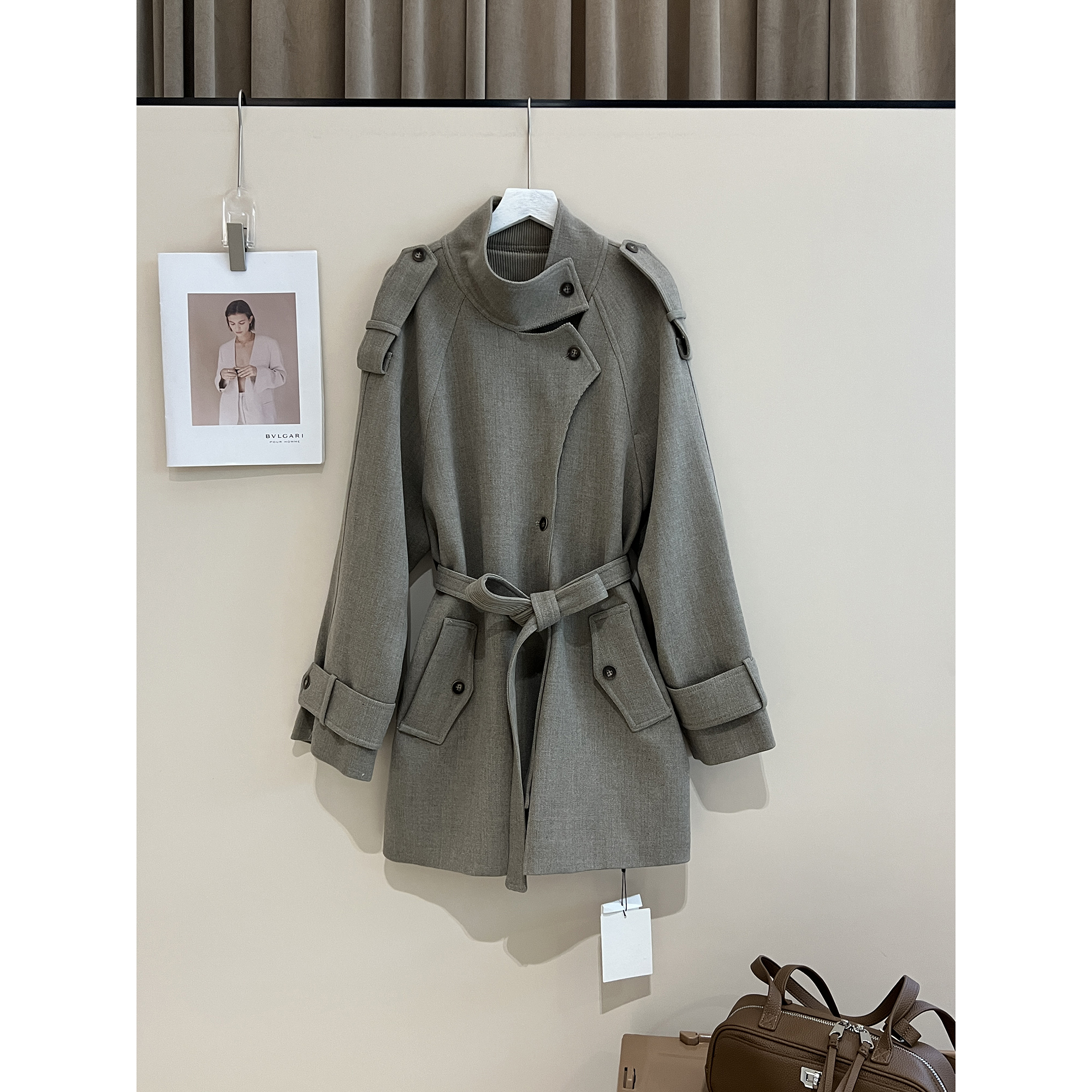 中长款燕麦灰风衣外套39139