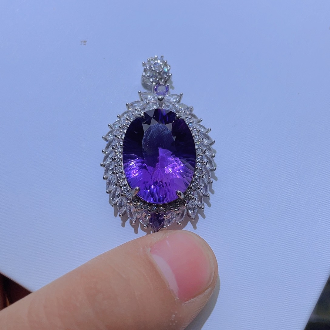 水晶吊坠(不含链)银S925镶嵌天然紫水晶宝石切镶嵌吊坠