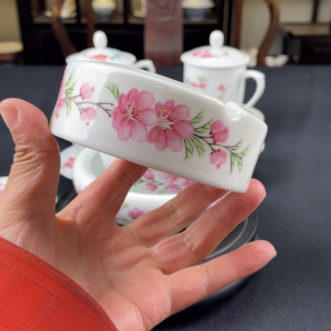 瓷片轻工业陶瓷研究所