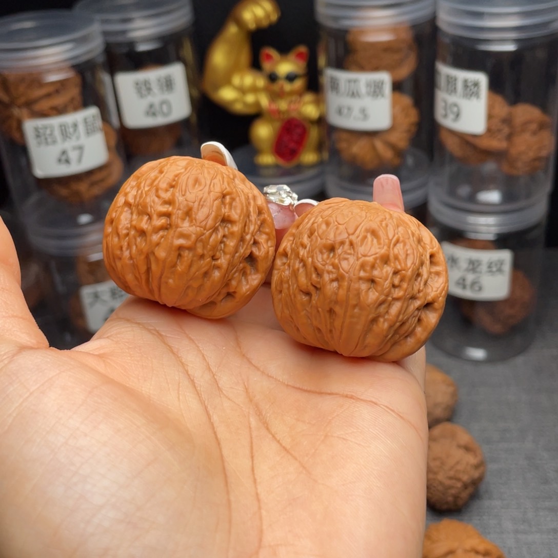 文玩核桃把件铁锤