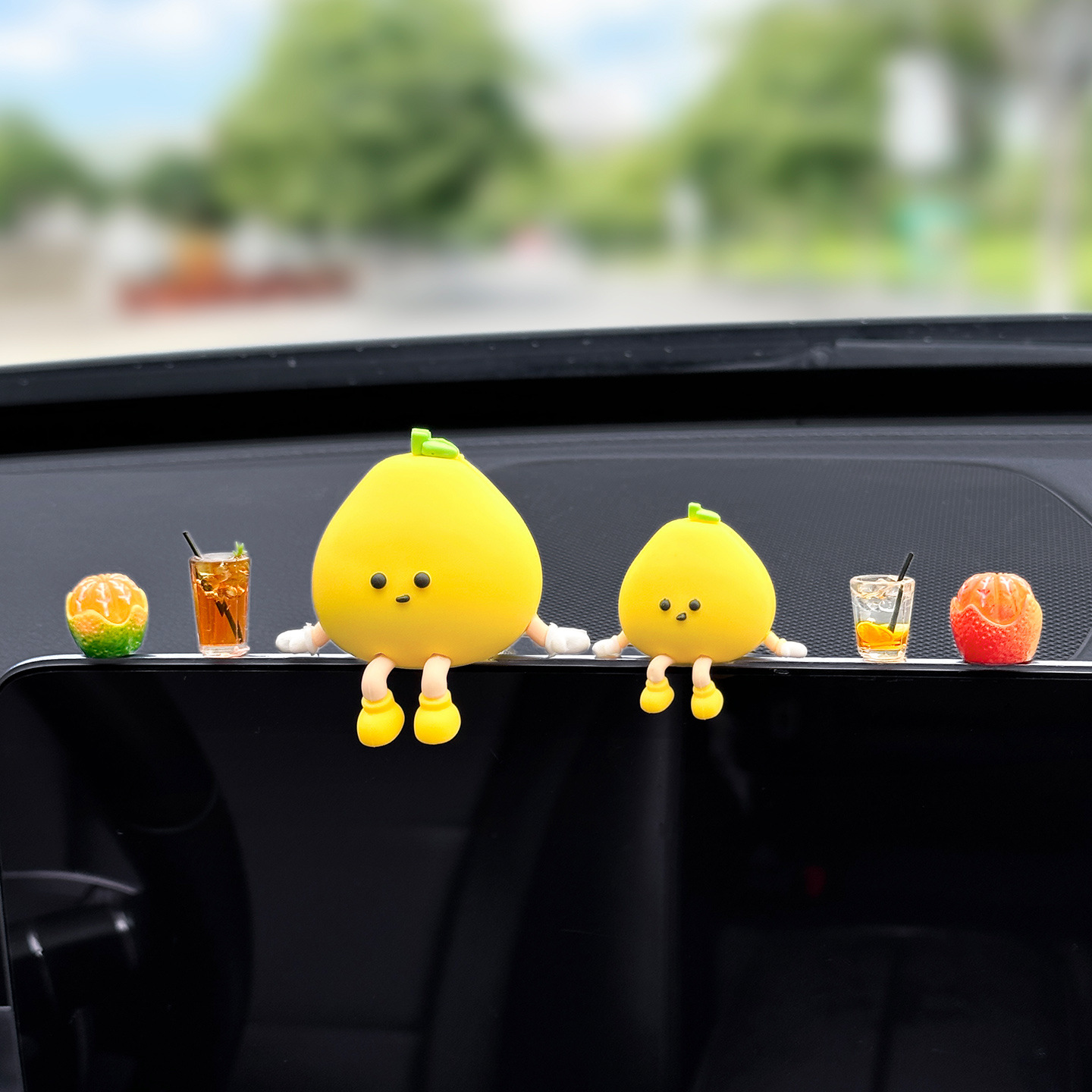 2025新款汽车中控台柚子摆件创意车上可爱屏幕装饰车内饰品摆件女