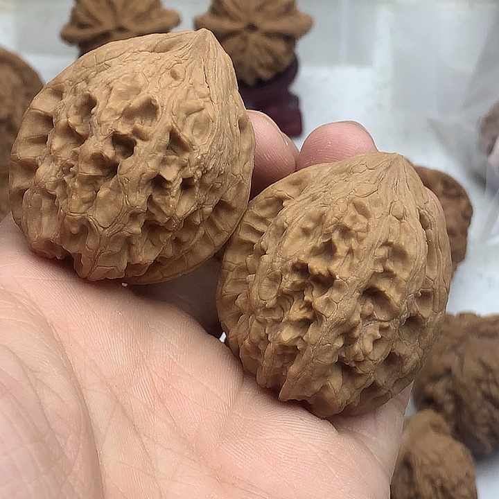 有***趣文玩核桃吊坠大沽石