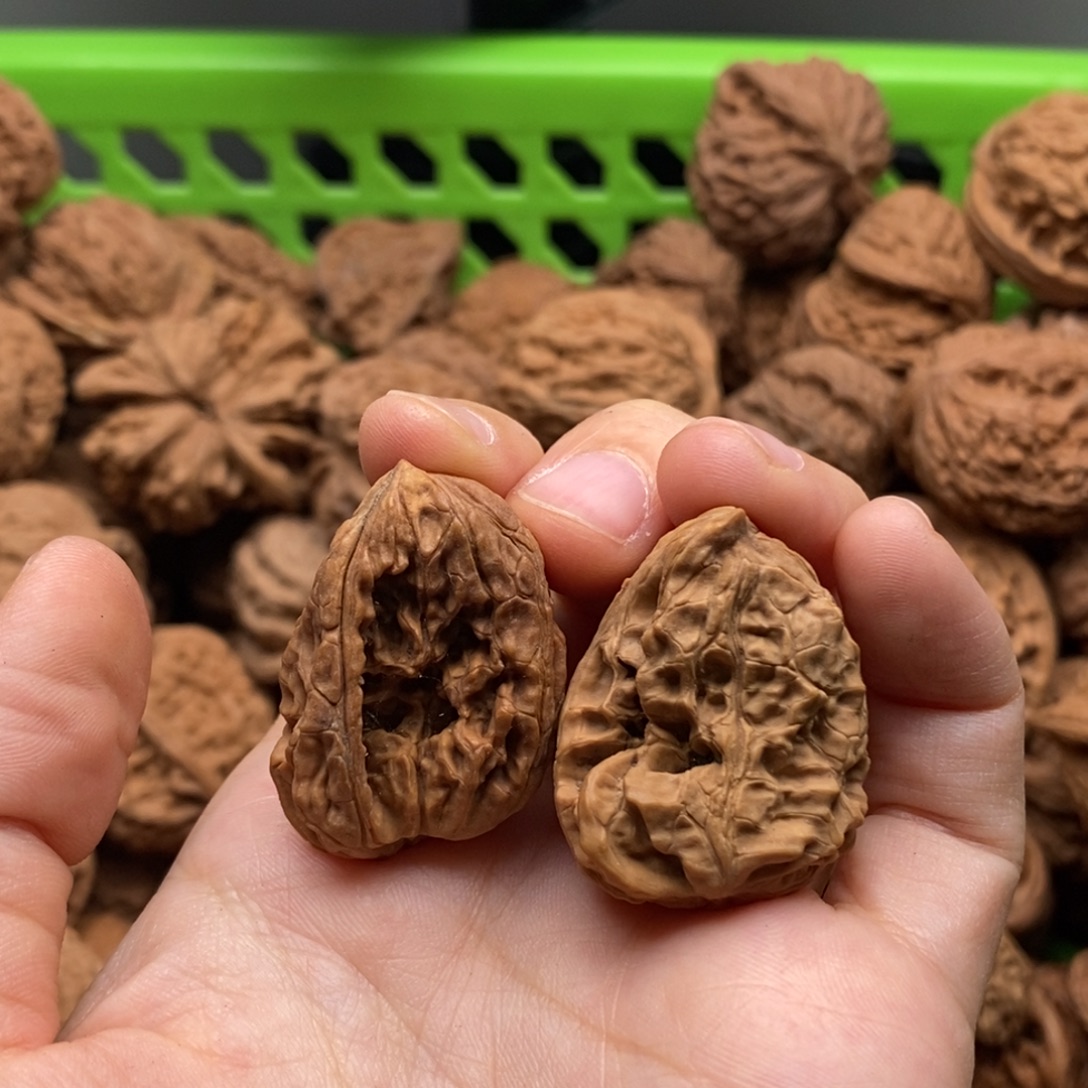 嘟***哒文玩核桃把件定制商品不退不换