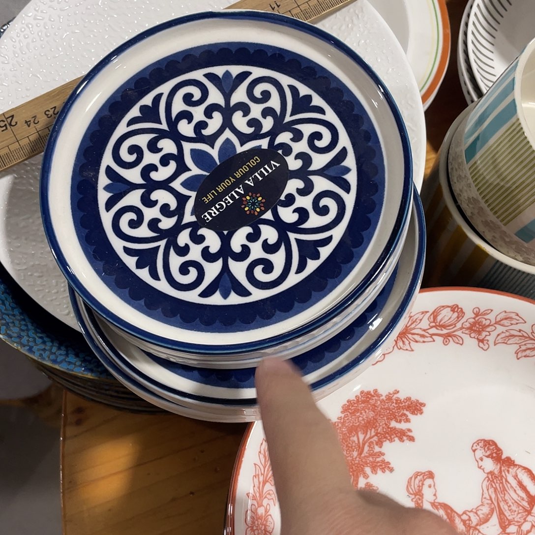 瓷   6寸温佩家 数量是4