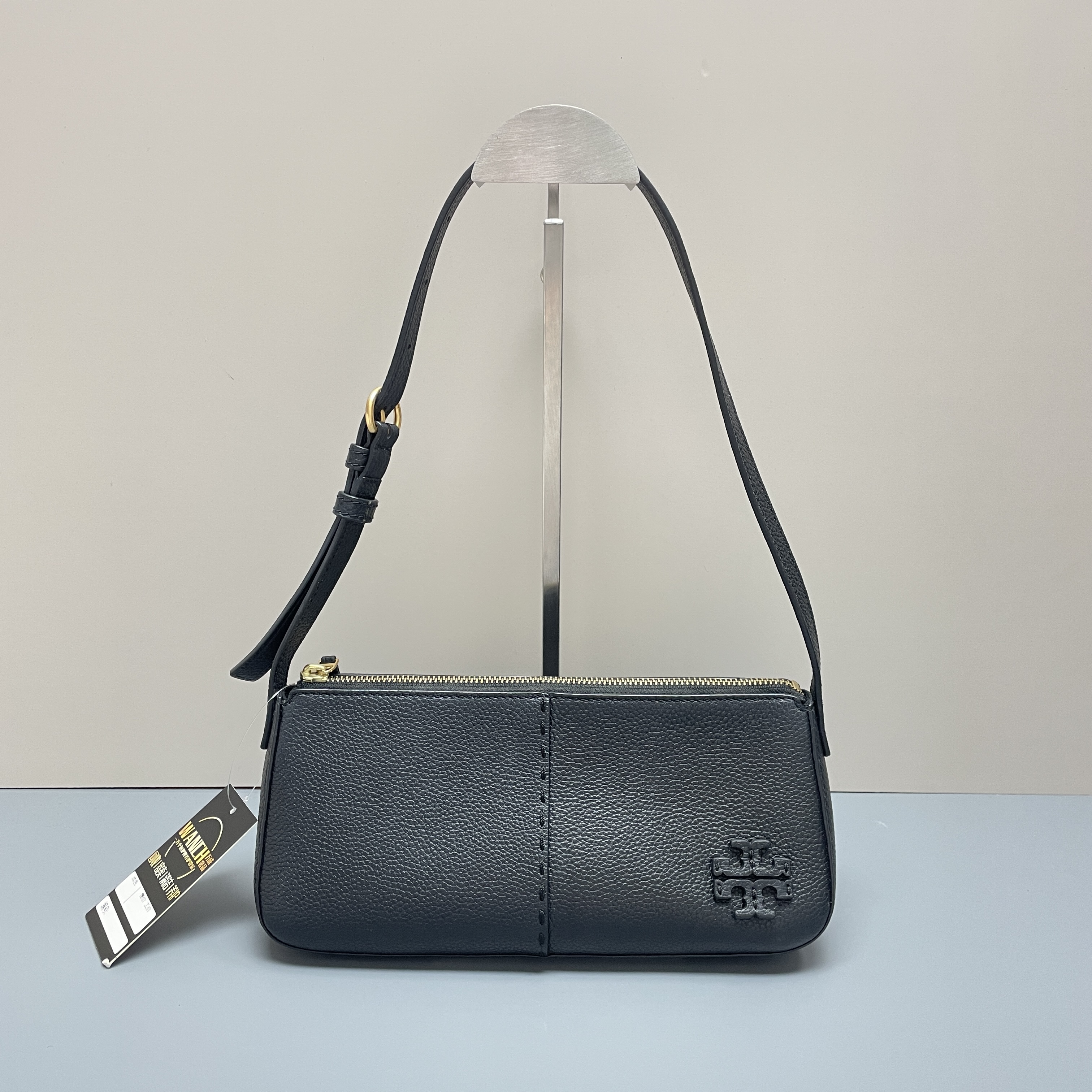 95新 TORY BURCH/汤丽柏琦 黑色法棍腋下包26*12*10cm E121909