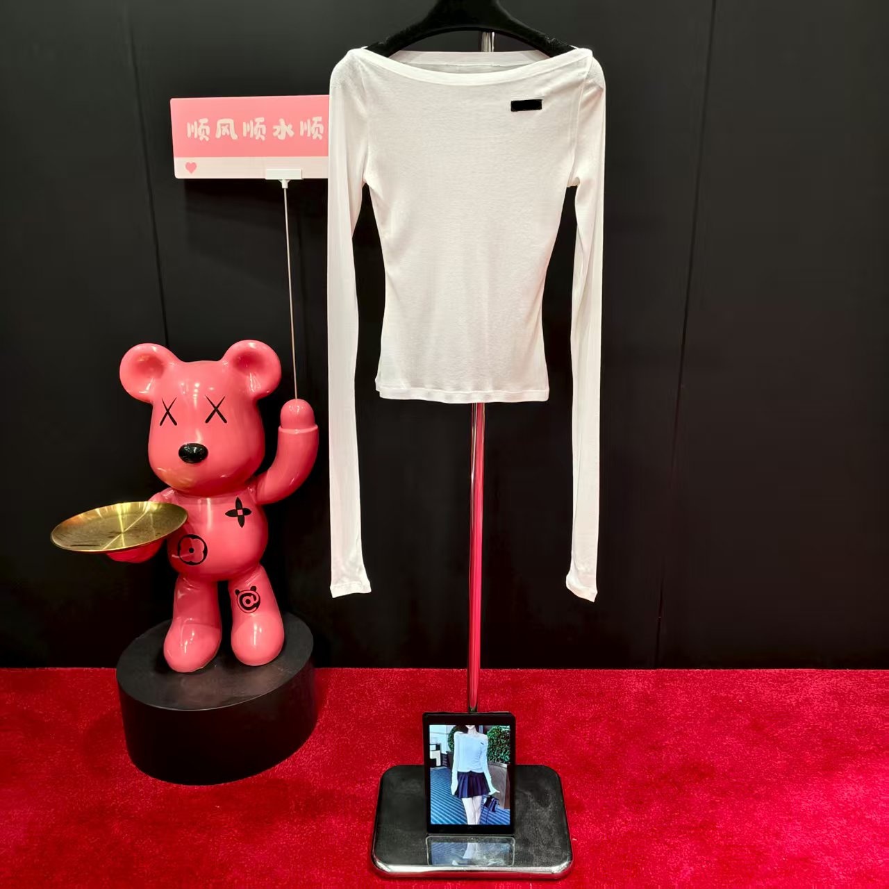 +47新款时尚一字肩百搭简约长袖上衣修身白色打底