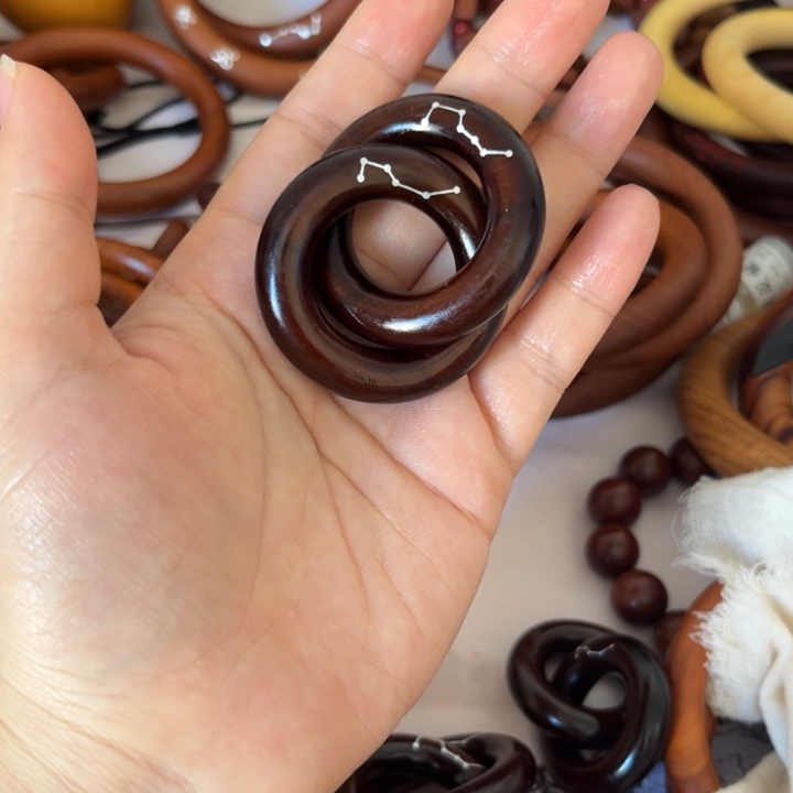 枣木?*蕾内径25乾坤圈枣木玉化银