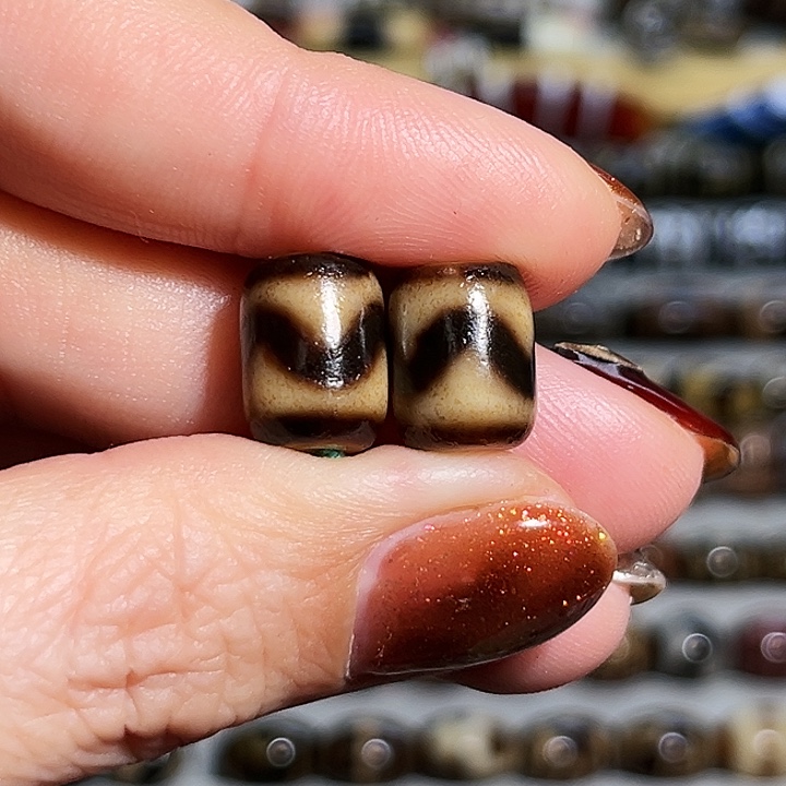 羅***森玛瑙/玉髓未镶嵌手链