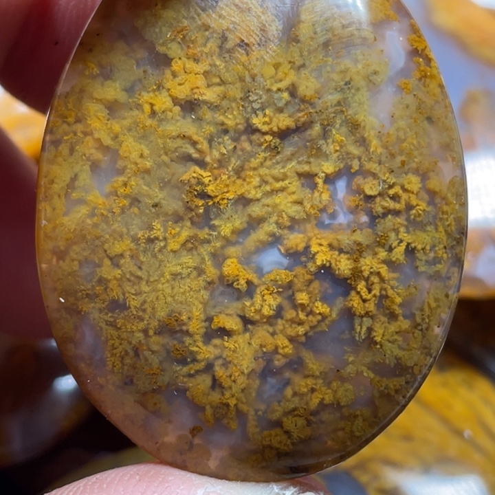 喜***～玛瑙/玉髓颈饰未镶嵌