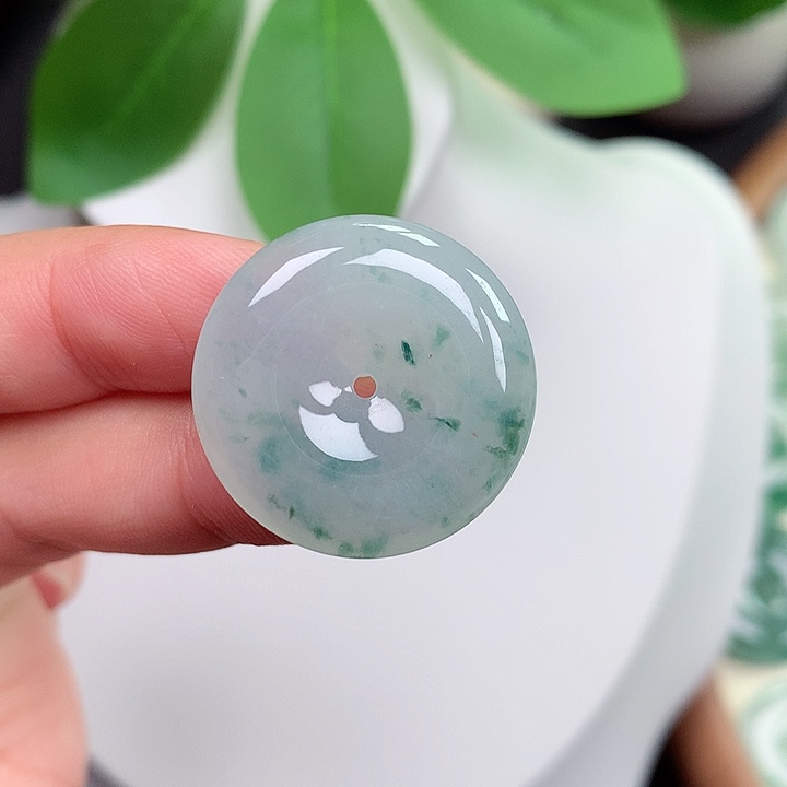颈饰未镶嵌翡翠平安扣 24.5x5.2mm