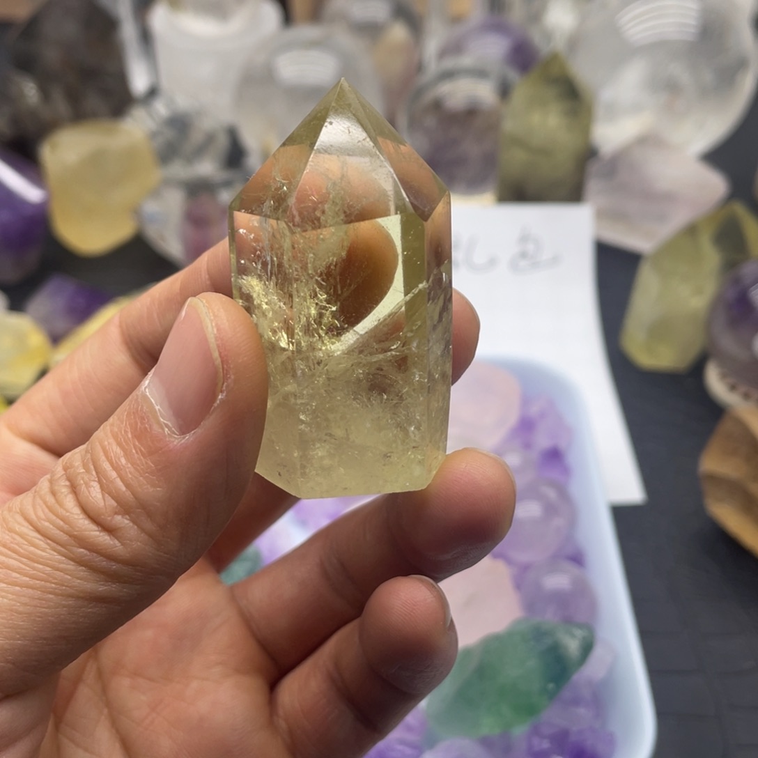 水晶19未镶嵌黄水晶