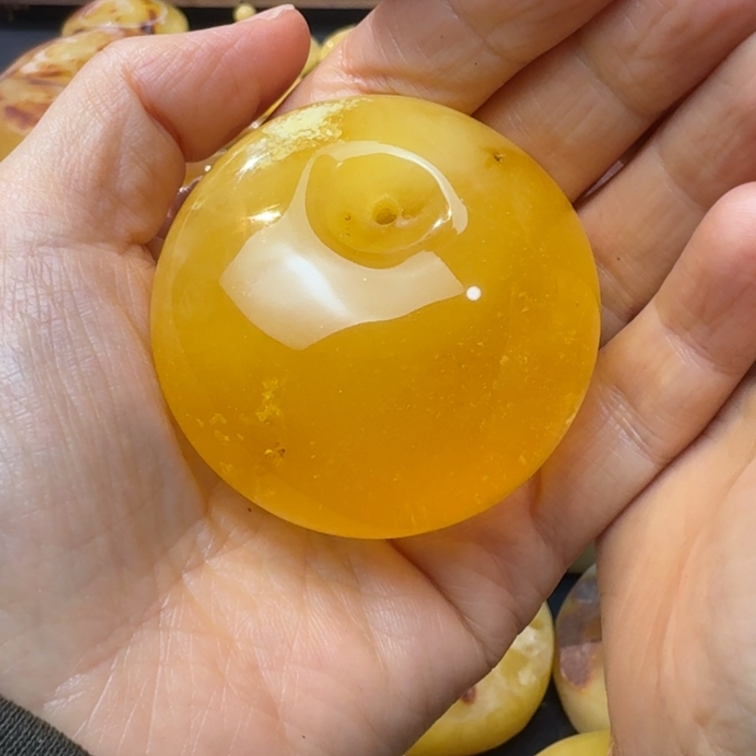 沐***尘琥珀未镶嵌手链天然原矿假一赔十