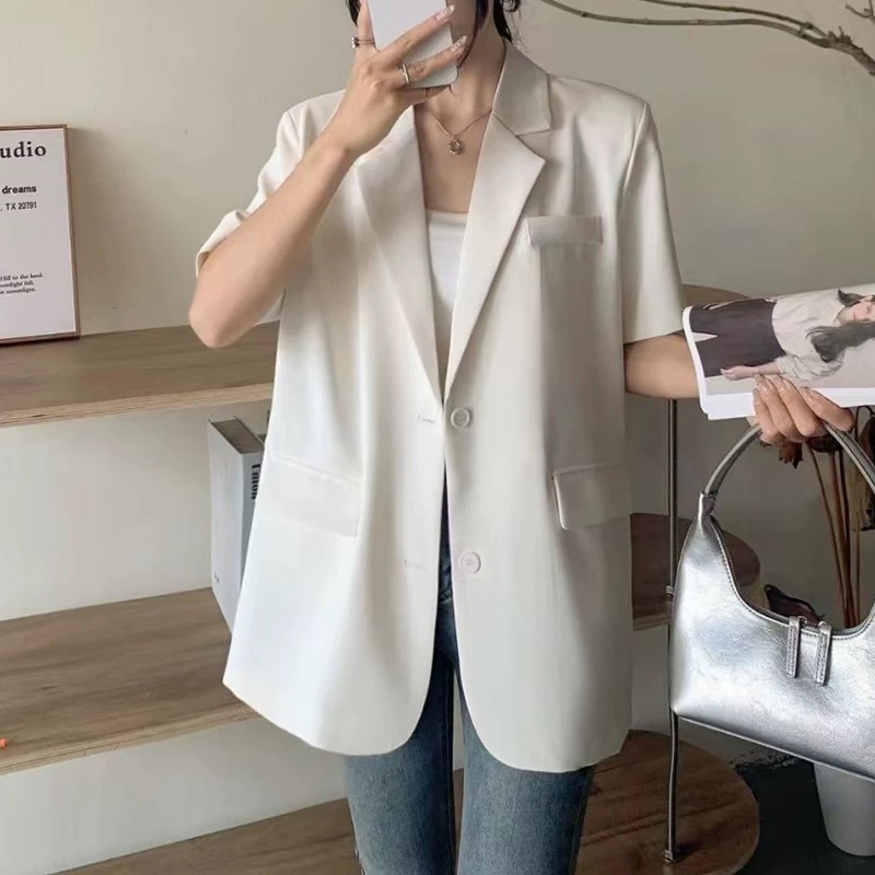 6773 短袖小西装外套女夏薄款新款小众设计感休闲宽松西服