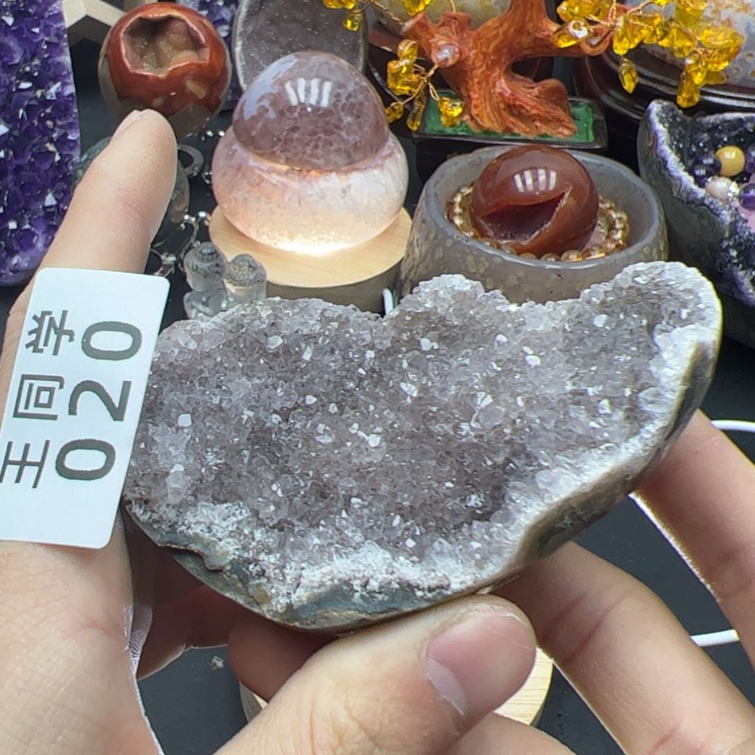 紫晶水晶摆件未镶嵌20