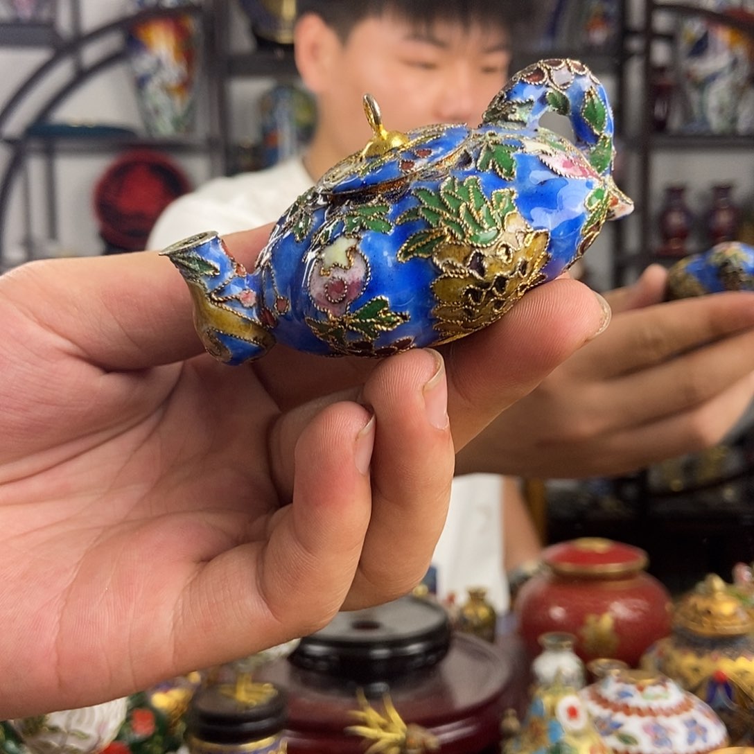 铜景泰蓝创汇小茶壶
