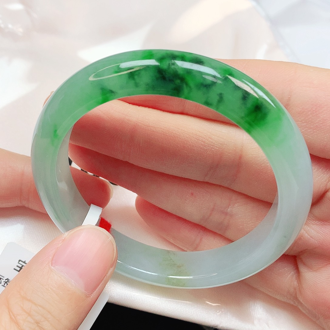 未镶嵌手镯翡翠抖音136