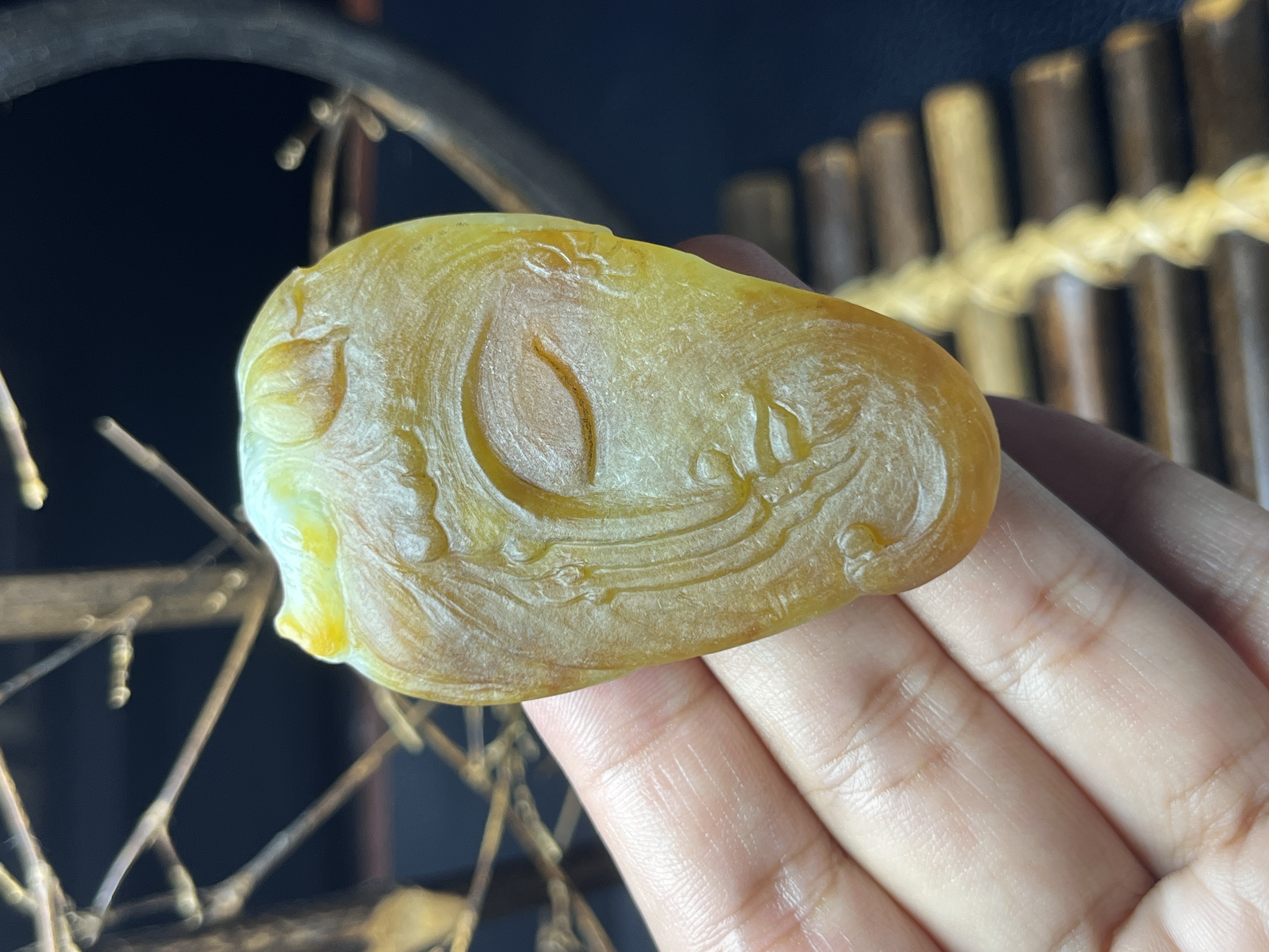 名翠雅阁，黄翡翠佛观天下