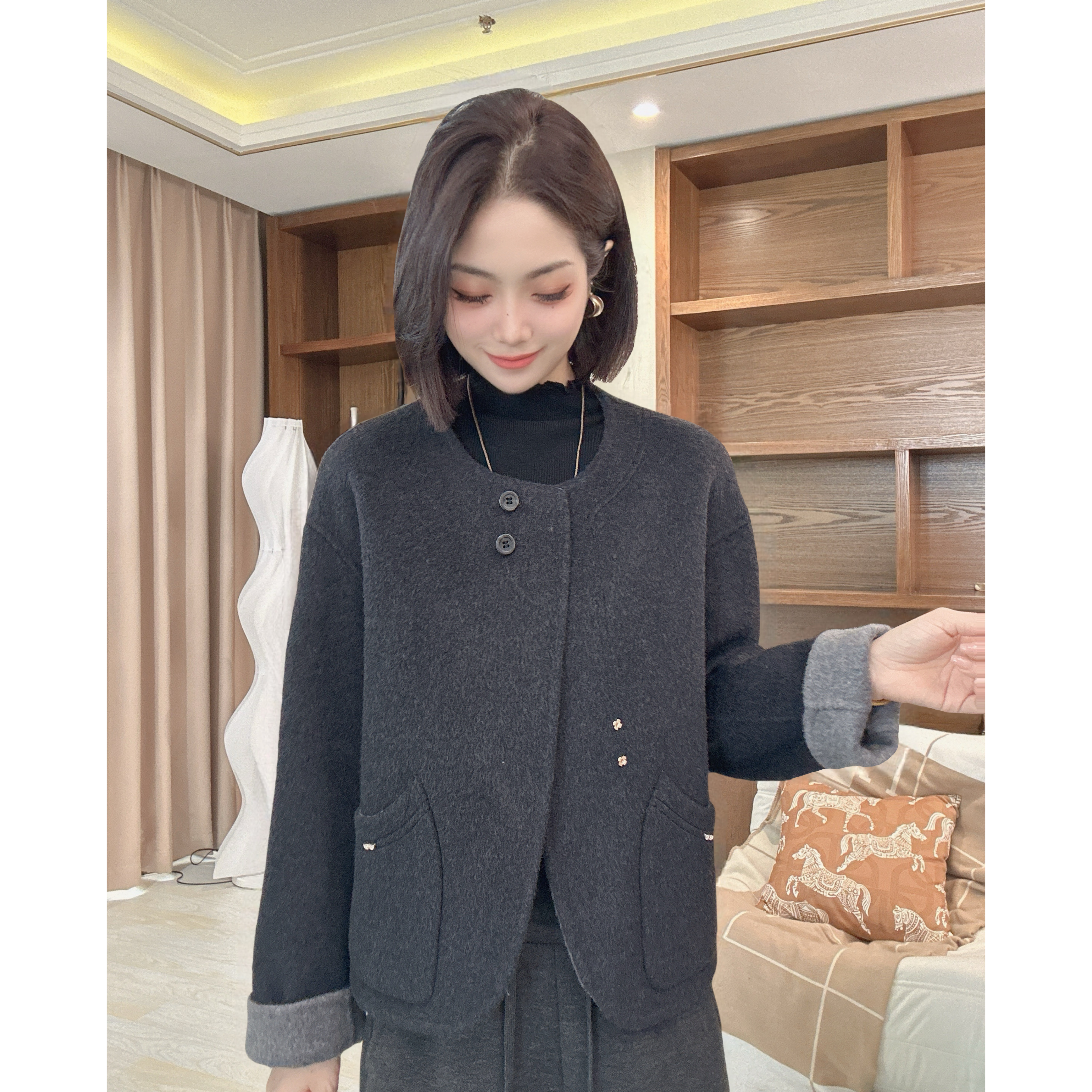 茜百万【新款】羊毛双面大衣女高级感小香风短款毛呢外套女