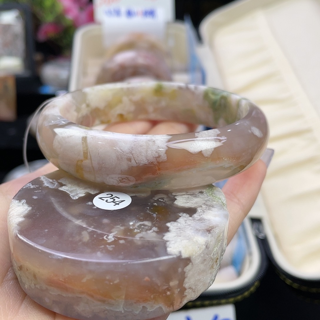 石英质玉手镯未镶嵌雨*60.254