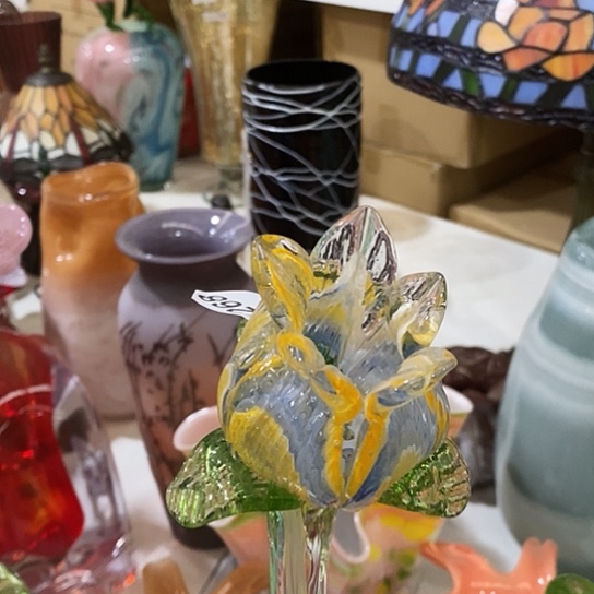 琉璃花瓶高45厘米宽6厘米