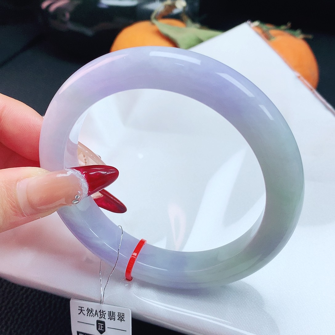 翡翠手镯未镶嵌62圈