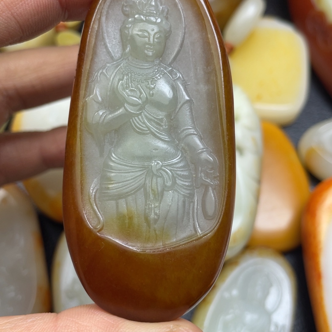 青***行和田玉未镶嵌挂件