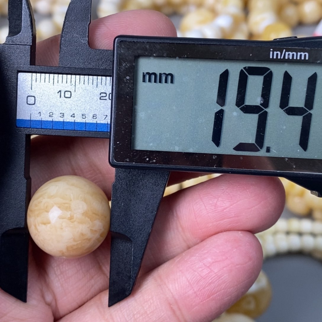 未镶嵌蜜蜡珠宝奇石4.1g