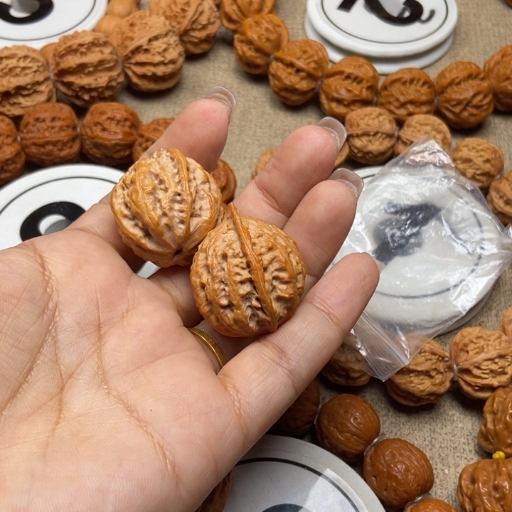 文玩核桃吊坠L*w秋子手捻