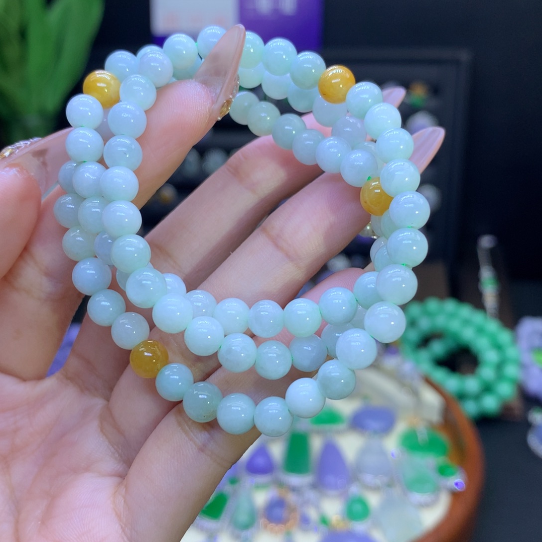 翡翠颈饰未镶嵌天然