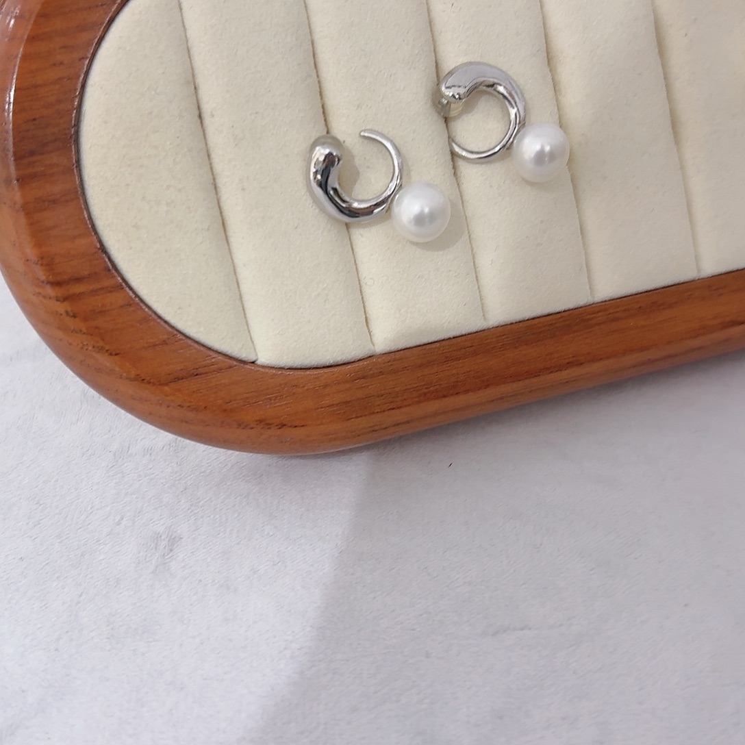 耳饰淡水珍珠未镶嵌